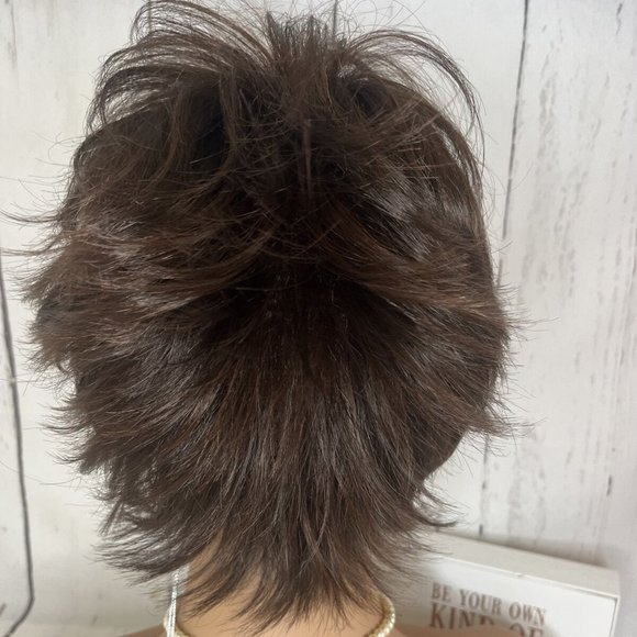 Open Box ellen wille Click | Short Synthetic Wig (Basic Cap) - Dark Chocolate M - Picture 3 of 8